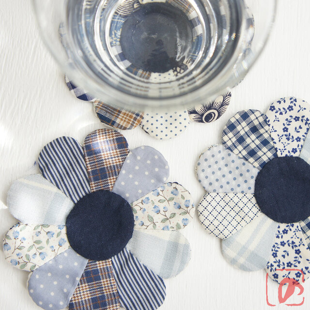 M.　パッチワークのコースター3枚組（菊花・FC-h）