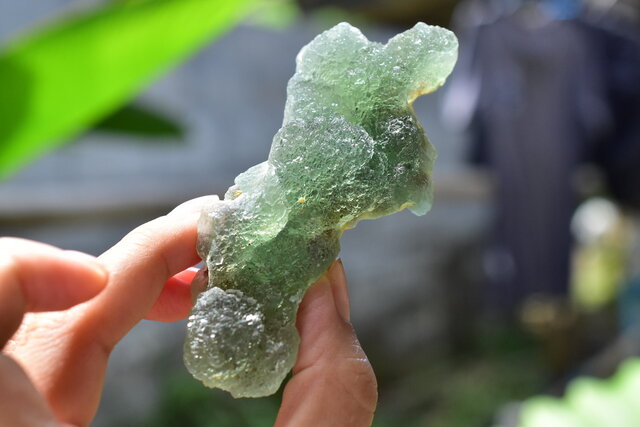 キラキラ素材☆大きなフローライト原石 flo019 | iichi 日々の暮らしを