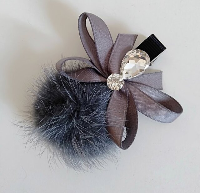 ¶ new antique fur ¶ ダークグレーミンク&ファンシーストーン付リボンヘアクリップの画像1枚目