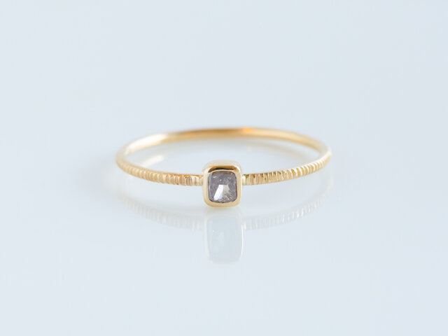 Lavender Diamond Ringの画像1枚目