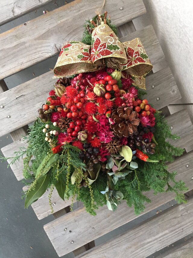 赤い実のクリスマススワッグ(受注制作)再出品の画像1枚目