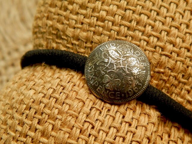 #H138 UK Coin Hair Elasticの画像1枚目