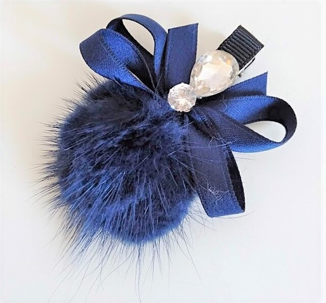 ¶ new antique fur ¶ ブルーミンク&ファンシーストーン付リボンヘアクリップの画像1枚目