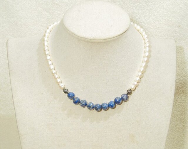 ラピスラズリと本真珠（淡水）のネックレス（40.5cm、ラピス：無染色