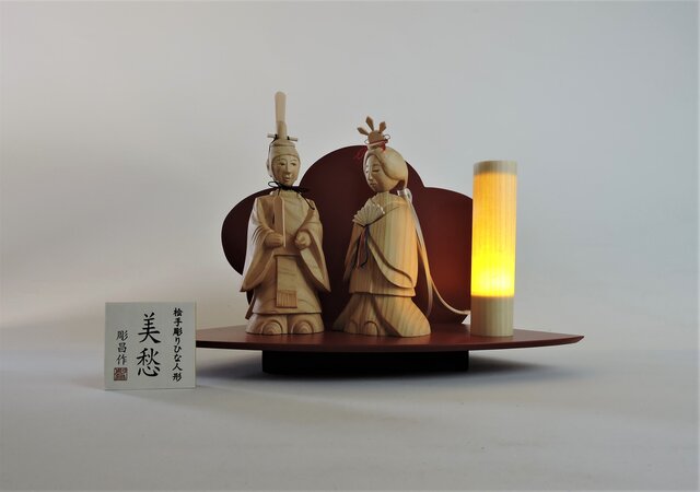 木彫りのひな人形（美愁）S | iichi 日々の暮らしを心地よくする