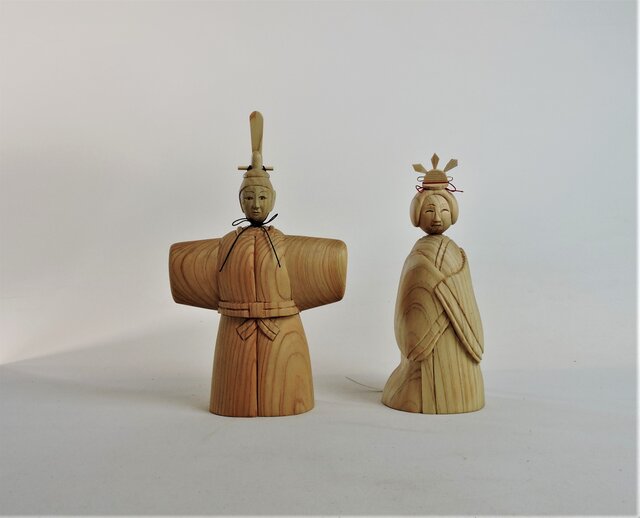 木彫りのひな人形（妖艶）L | iichi 日々の暮らしを心地よくする