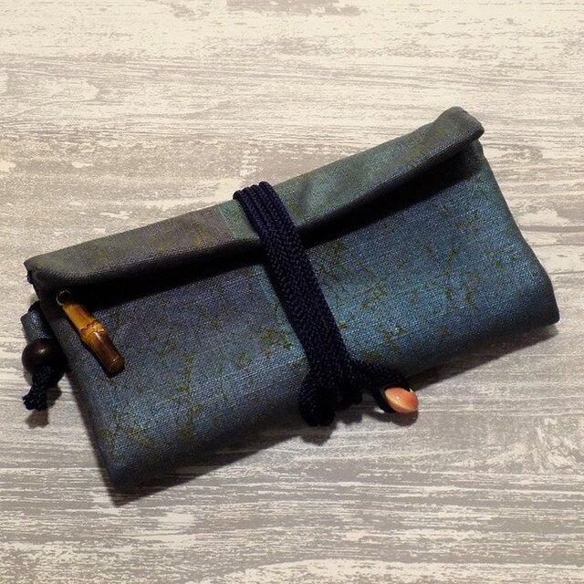 オーダー　道中財布　ロールバッグ　コットン紬風グリーン色地製　「焼箔青貝箔」　真綿箔