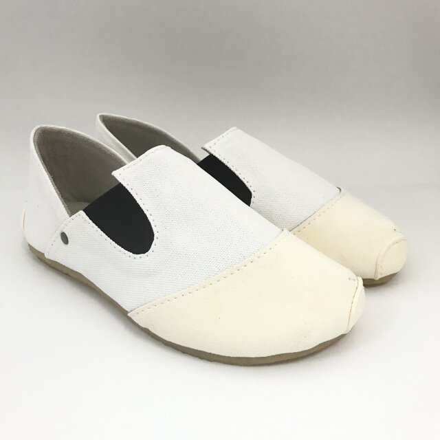 【受注製作】ROUND slip-on sneakersの画像1枚目
