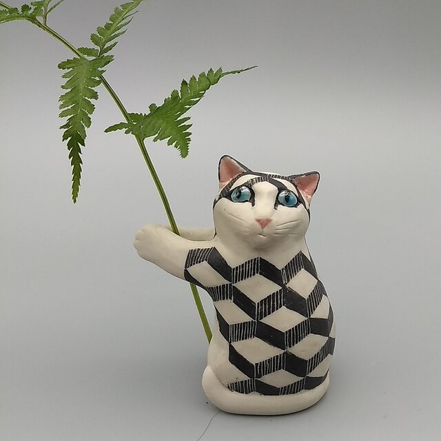 一輪ねこ 菱形模様の画像1枚目