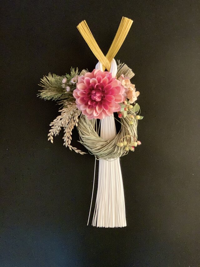 しめ縄リース　ピンクダリア　金扇　水引 しめ縄リース ピンクダリア 金扇 水引 【公式通販】