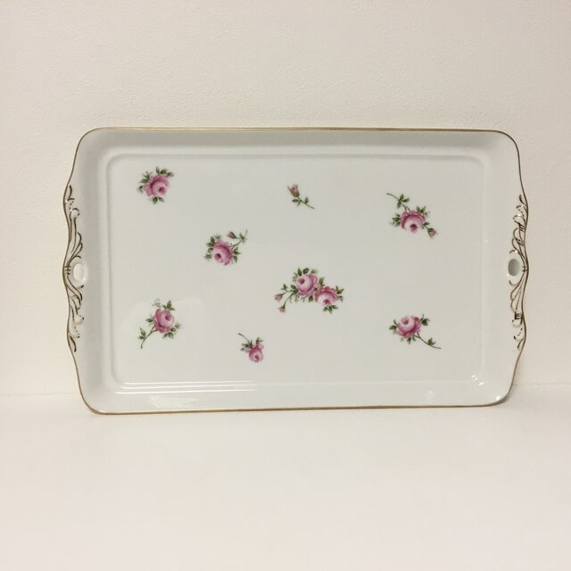 手描きの小バラの小さなトレイ