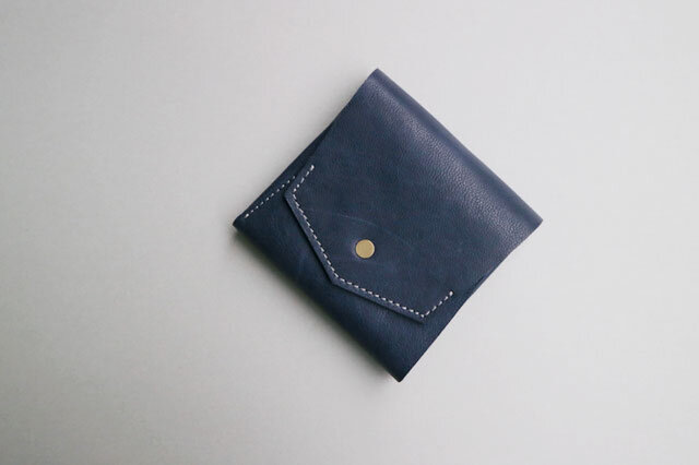 スクエア財布 NAVY (山羊革)の画像1枚目