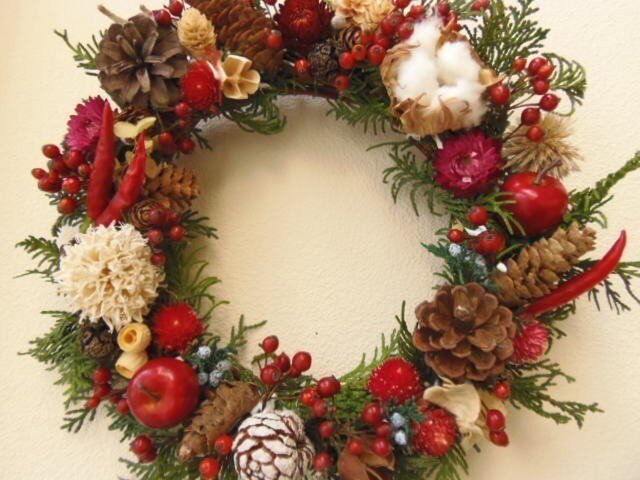 フレッシュクリスマスリース | iichi 日々の暮らしを心地よくする