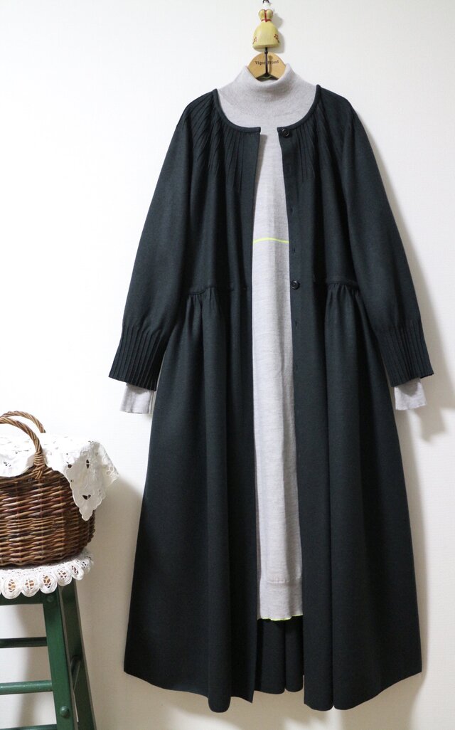 冬★ 圧縮ニットウール100%ロングピンタックワンピース★一枚限定