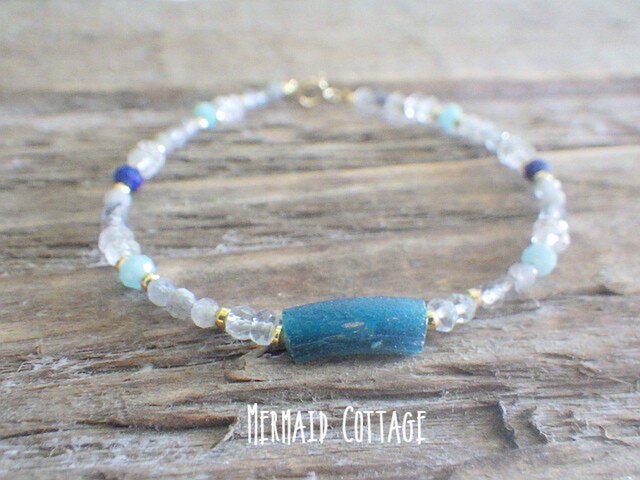 14kgf*青の洞窟☆ローマングラスと天然石のブレスレット | iichi 日々