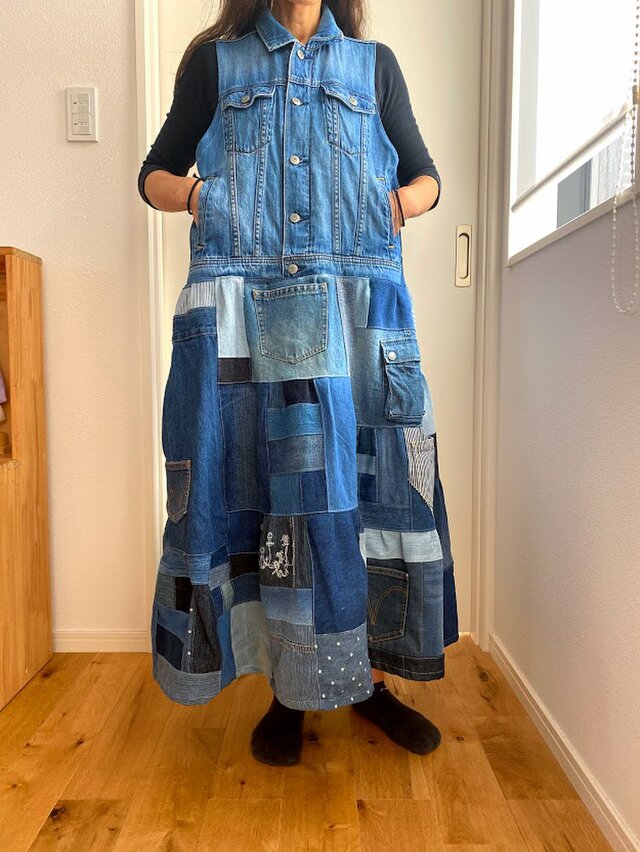 ゆったりめ デニムリメイク ワンピース パッチワーク デニムワンピース ロングワンピース デニムドレス Iichi ハンドメイド クラフト作品 手仕事品の通販