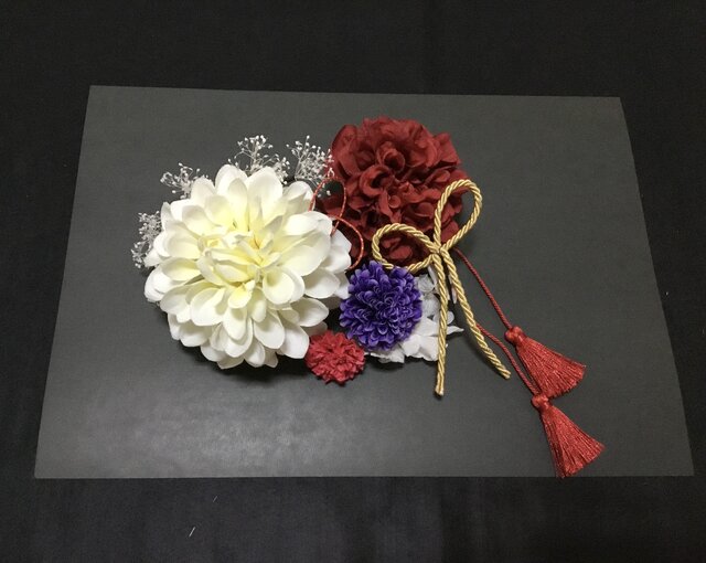 成人式/結婚式 ホワイトダリアとかすみ草の髪飾りの画像1枚目
