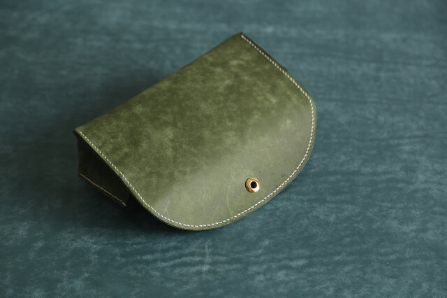 【本革】ペンケース レザー ブラック 総手縫い ハンドメイド 本革手作りペンケース 筆箱 プレゼント 三角型 総手縫い | iichi