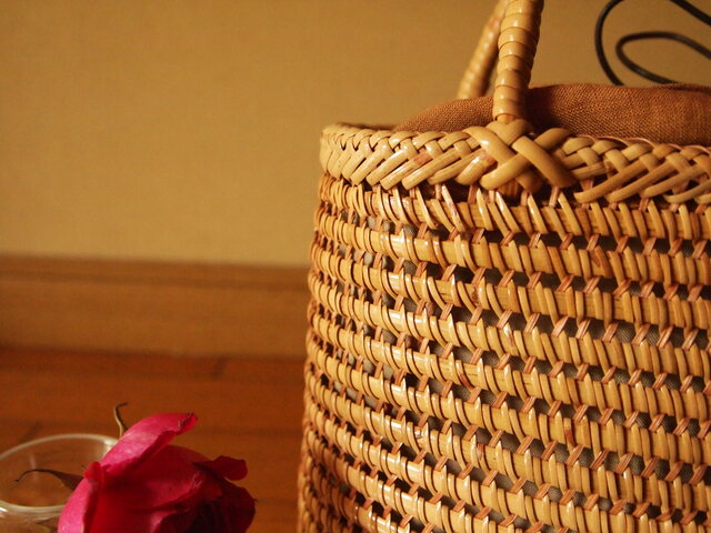 籐製かごバック・一絡編み》（送料無料） | iichi 日々の暮らしを