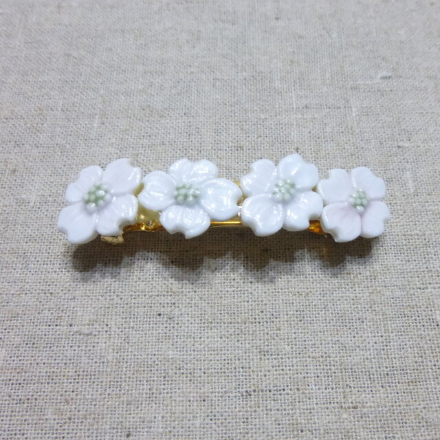 はなみずきバレッタの画像1枚目