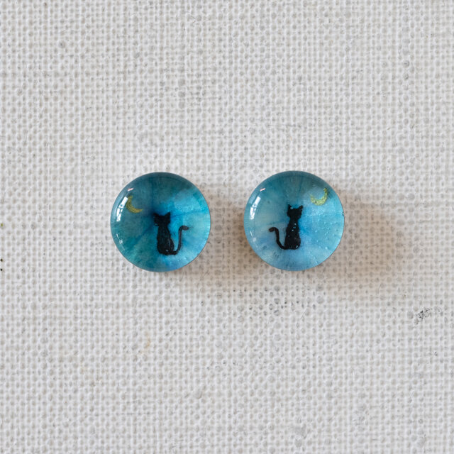 まるい耳飾り22/三日月と黒猫