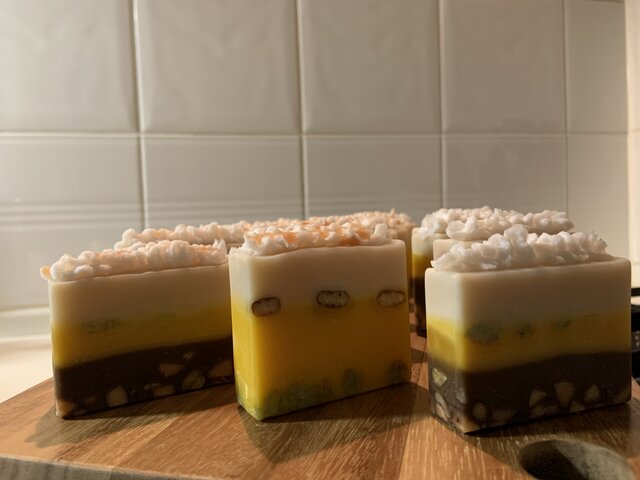 Sweets Savon 低温圧搾&オーガニック&未精製 Nuts orange latteの画像1枚目