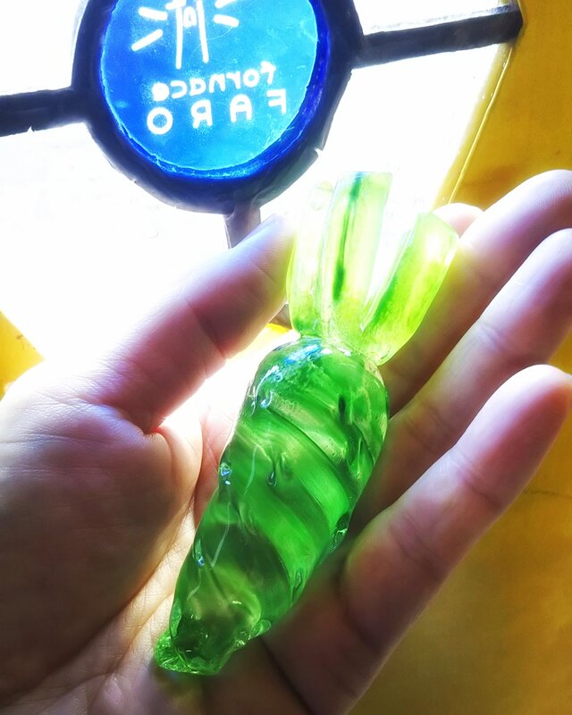 ガラスのワサビ☆ご注文前にメッセージをお願い致しますの画像1枚目