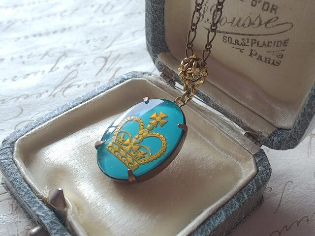 ヴィンテージ Turquoise Blue-Crown(25×18㎜)Fowerクラシカルネックレスの画像1枚目