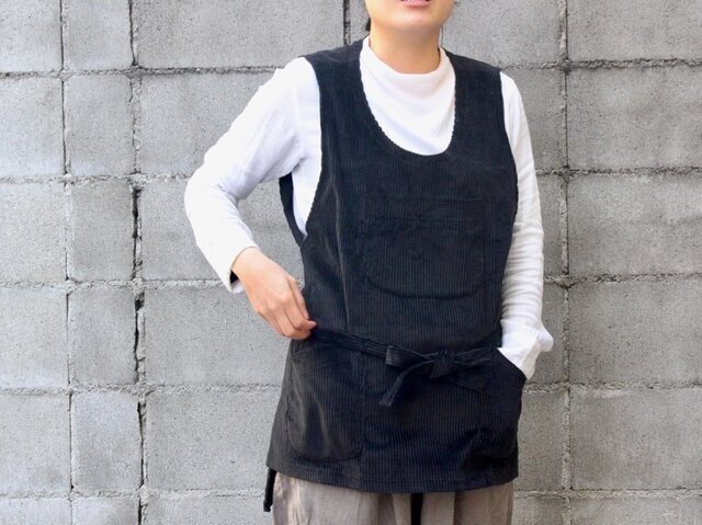 KIOSK APRON | CORDUROY c/#BLACKの画像1枚目