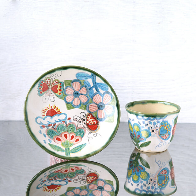 花と蝶絵のカップ&プレートⅡの画像1枚目