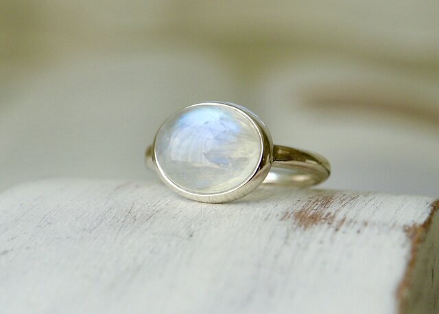 子兎のmoonストーン ringの画像1枚目