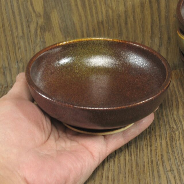 陶器 浅め小鉢　鉄赤釉【210103】