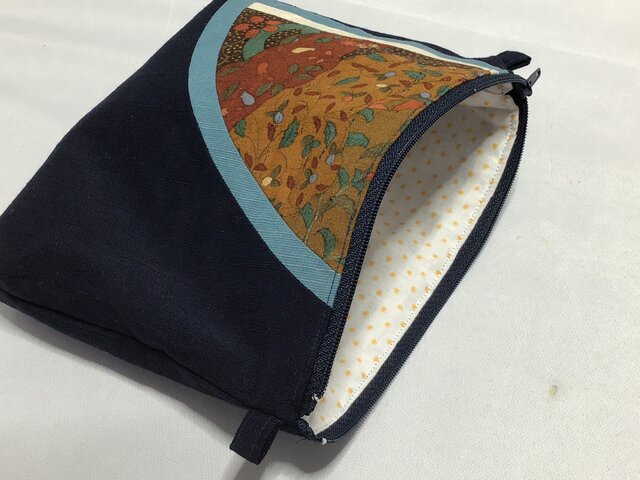 帯リメイク✴︎ポーチ✴︎ 帯リメイク小物入れの通販 | iichi 日々の暮らしを心地よくする