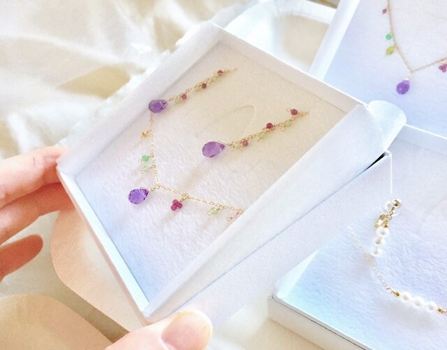 blooming earring：アメジスト×ルビー×ペリドット 天然石イヤリング