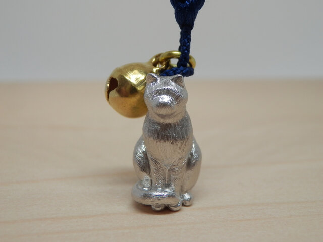 SV925猫の根付 (※受注制作) | iichi 日々の暮らしを心地よくする