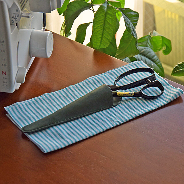 レザーのはさみカバー　裁ちばさみ用【グリーン】