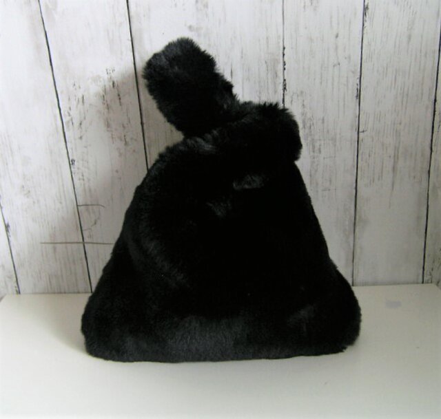 ¶ new antique fur ¶ エコバッグ型エコファーハンドバッグ◆ブラックの画像1枚目