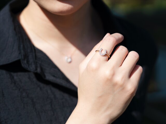 ホースシュー馬蹄リング / K10YG,dia | iichi 日々の暮らしを心地よく