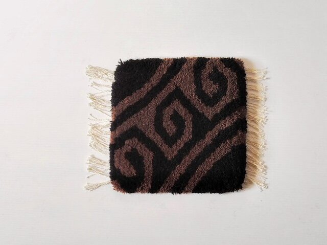 ノッティングの椅子敷 03茶/Mサイズ | iichi 日々の暮らしを心地よく