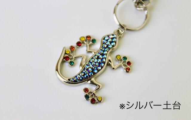 受注制作】再販×⑨ スタイリッシュな黒トカゲのバッグチャーム | iichi
