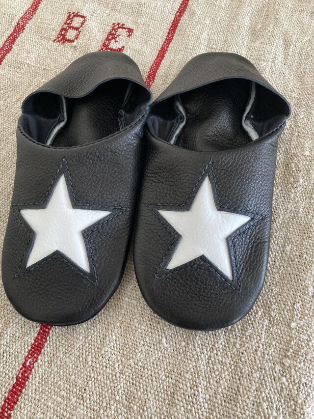 お星さまバブーシュ(ブラックx ホワイト)