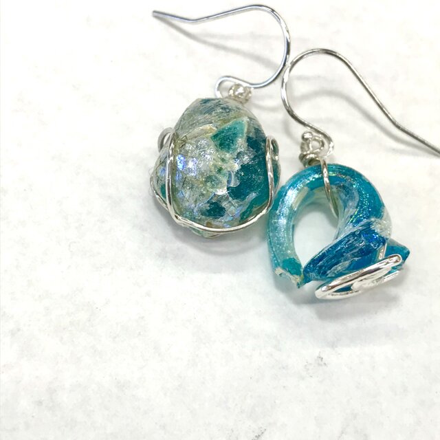 ローマングラス・ピアス(送料無料)