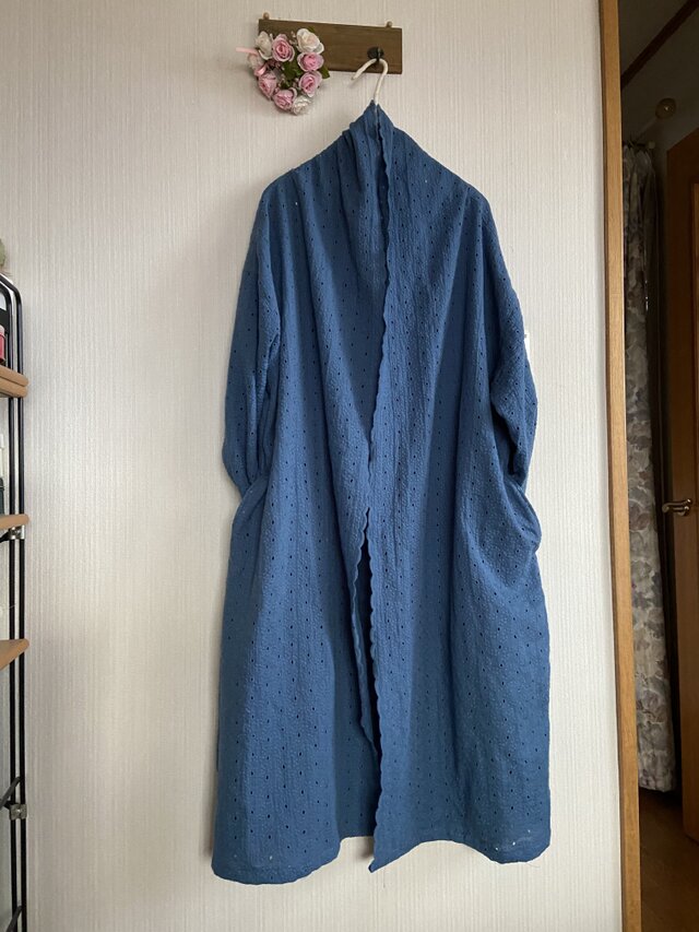 スカラップ刺繍ダブルガーゼのローブコート