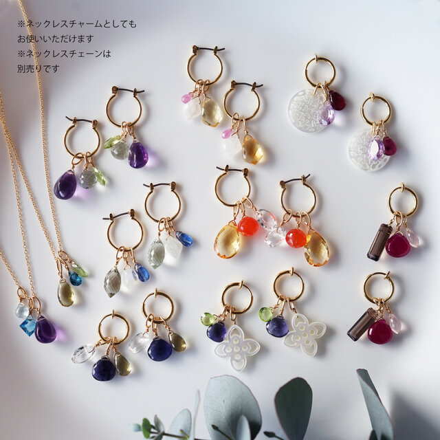 リボンのネックレスチャーム　ピアス　セットアクセサリー