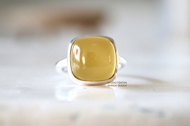 パプリカ風味のyellowカルセドニーringの画像1枚目