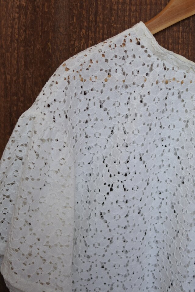 送込レースブラウス リボンの画像1枚目