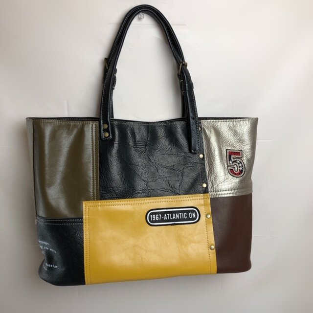 大きめレザーパッチトートバッグ モノトーン系