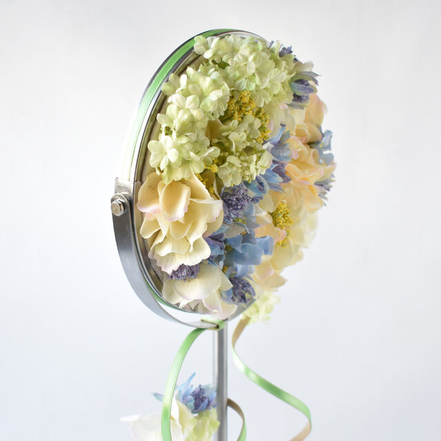 アンティーク鏡と鏡スタンド紫陽花