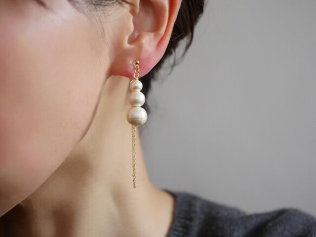 ⭐︎NEW!⭐︎ピアスのようなイヤリング＊ゆれるコットンパールの