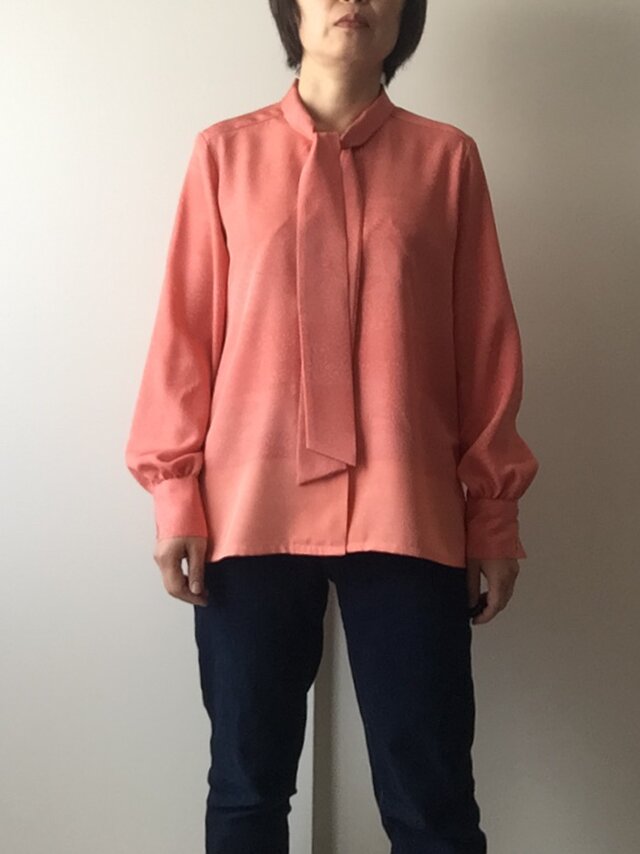 着物リメイクブラウス 江戸小紋のボウタイ